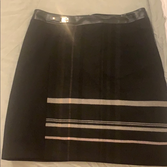 Mini skirt - Picture 1 of 4